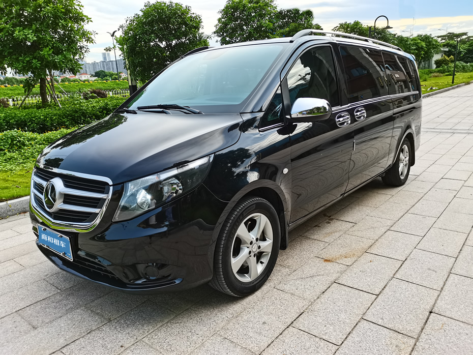 奔驰新威霆商务车,奔驰V260商务车